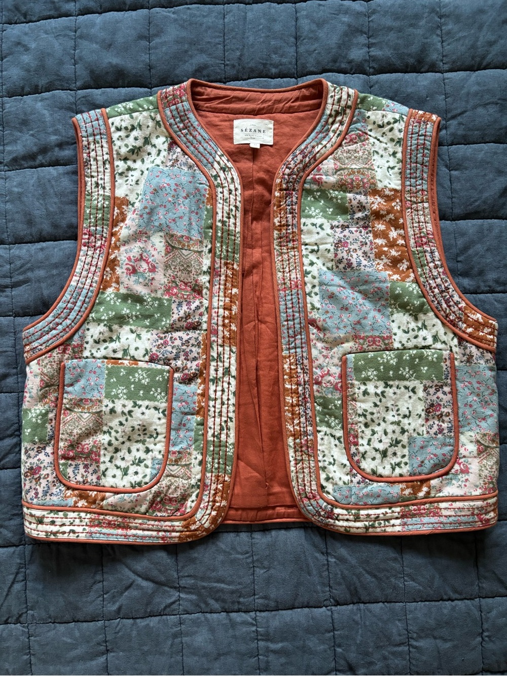 NWOT Sézane Tadeo Jacket / Vest
Flowers Patchwork Print